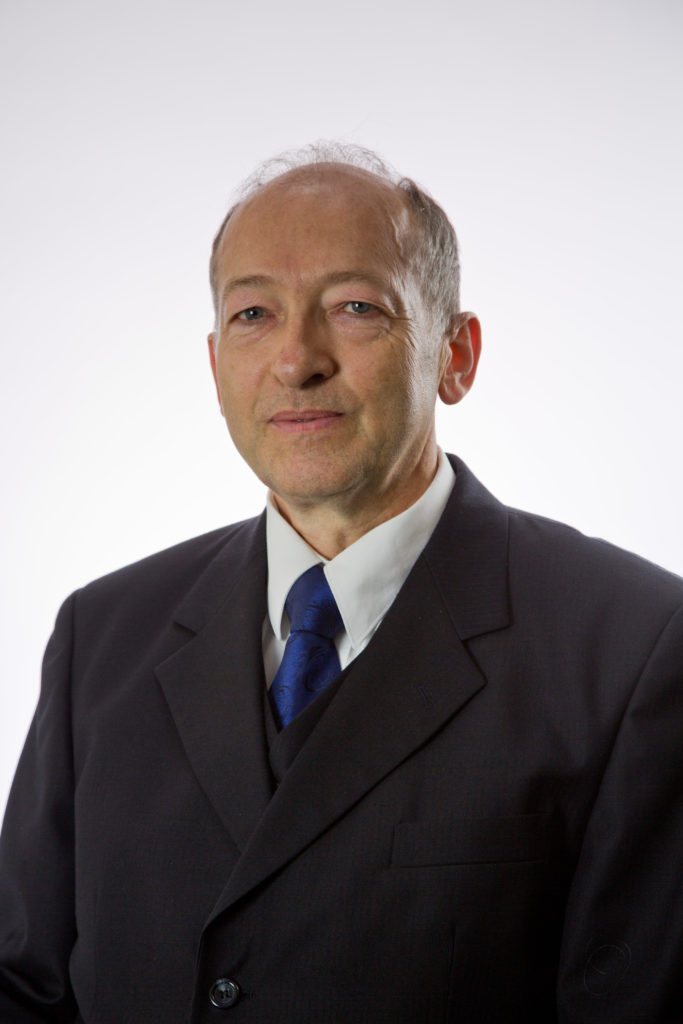 Dr. Piotr Kamiński